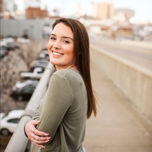 Meet your Posher, Molly